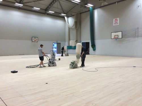 sanding sealing sports halls